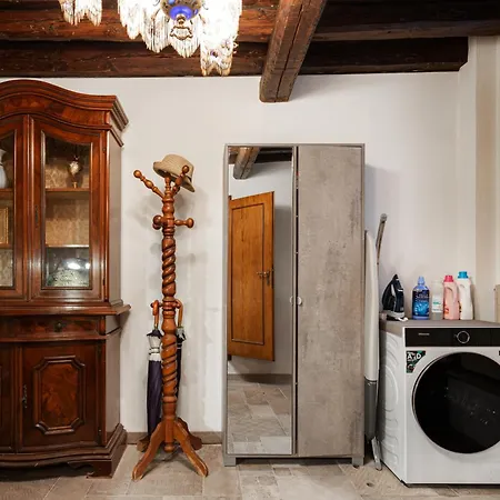 Hostmate - - Cerchieri The Magic