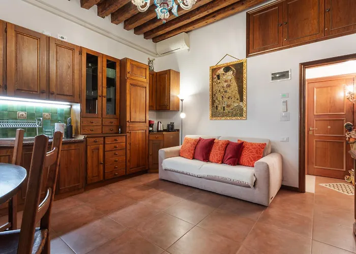 Apartment Hostmate - - Cerchieri The Magic