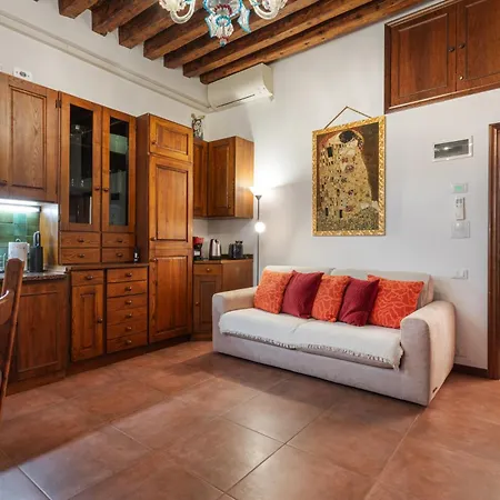 Апартаменты Hostmate - - Cerchieri The Magic