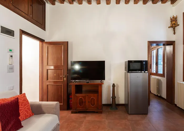 Hostmate - - Cerchieri The Magic Венеция